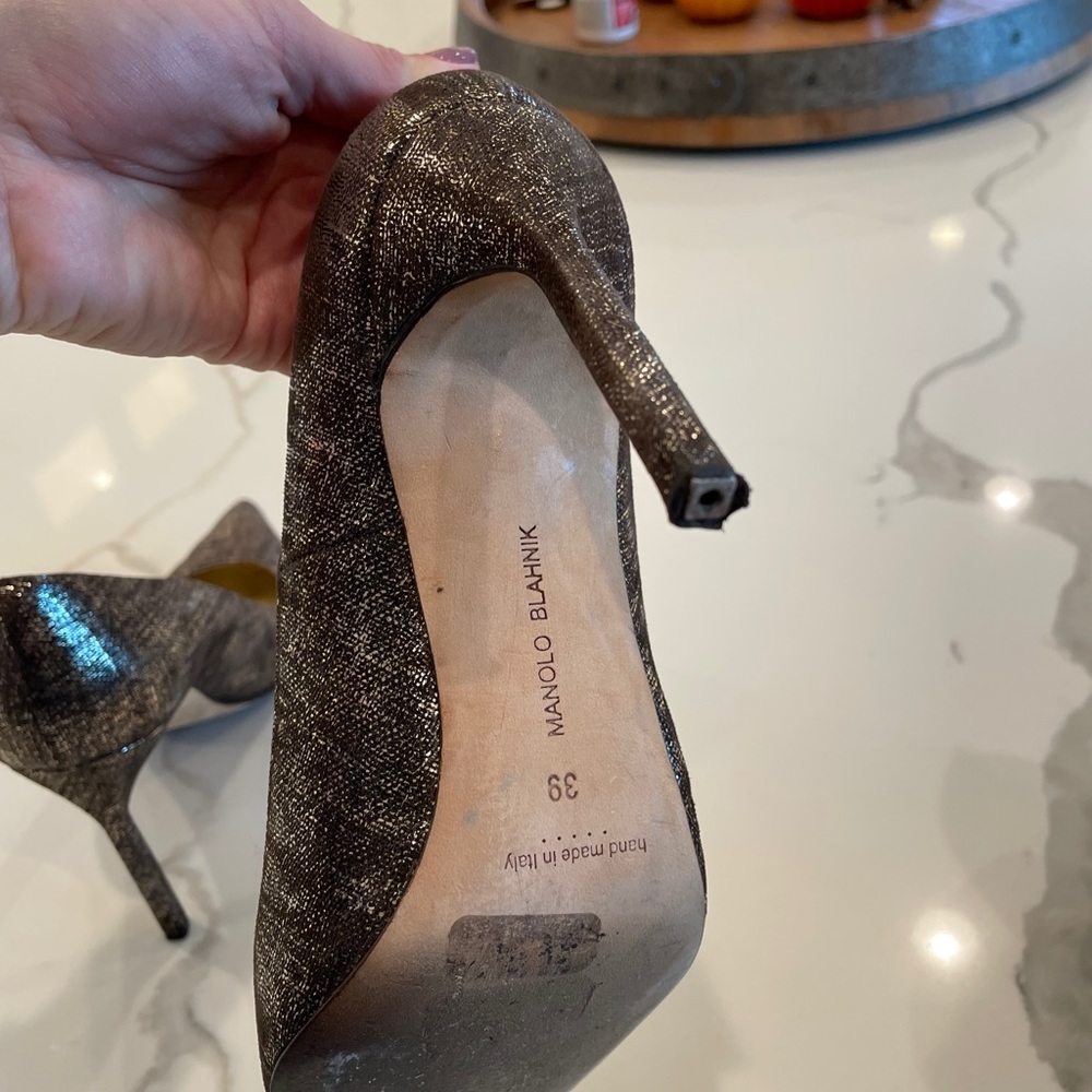 Gold/black Manolo - Picture 4 of 7